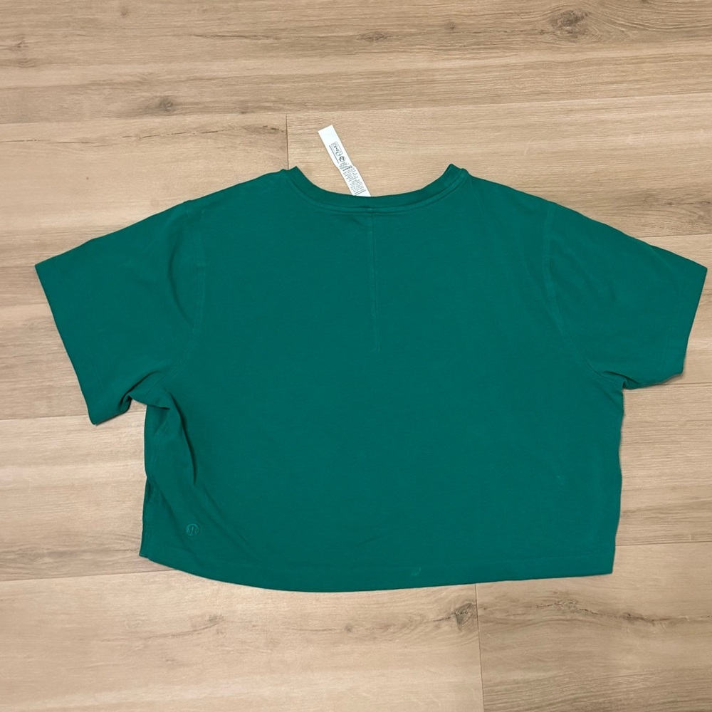 Lululemon all yours cropped tshirt raceway green - Picture 3 of 4